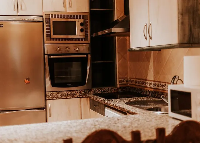 Conde De La Encina 16 * Trujillo